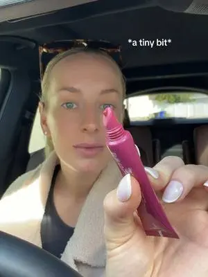 Rhode Skin Peptide Lip Tint Review: Raspberry Jelly